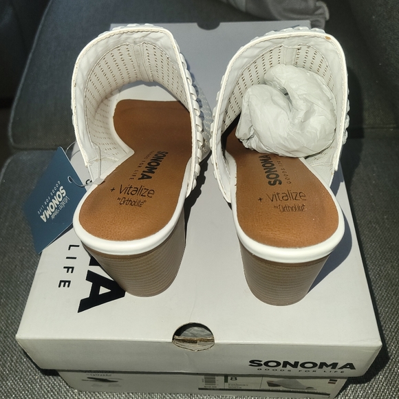 Brand new with tags white slip ons sz 8 - Picture 2 of 5